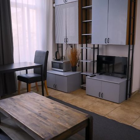 Color Apartments Street Blanari 12 Букурещ Екстериор снимка