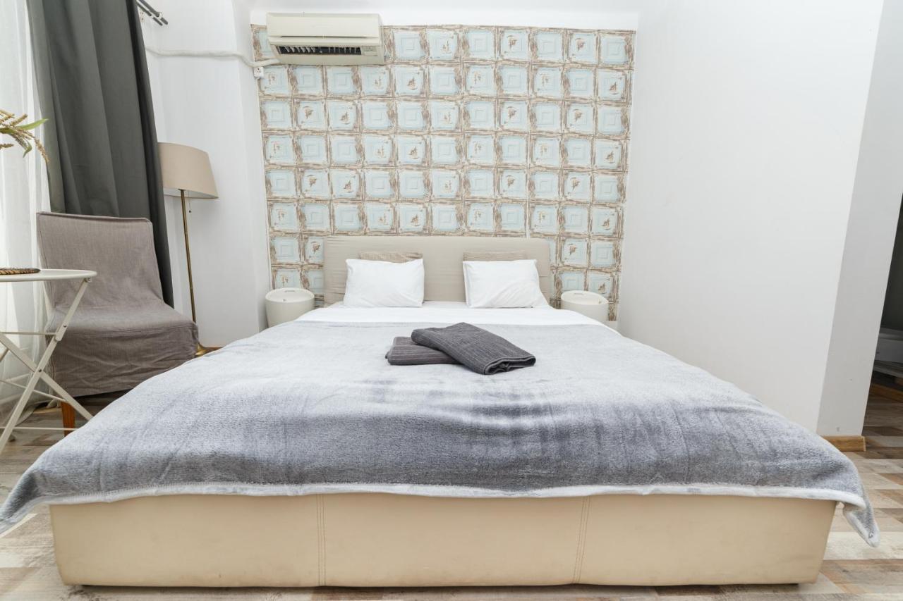 Color Apartments Street Blanari 12 Букурещ Екстериор снимка