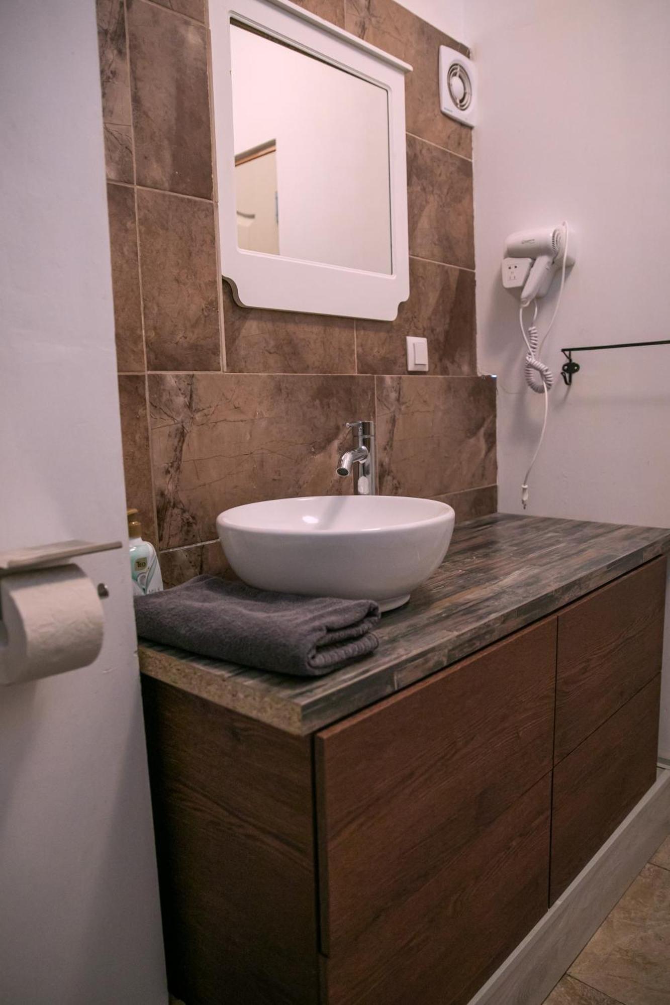 Color Apartments Street Blanari 12 Букурещ Екстериор снимка
